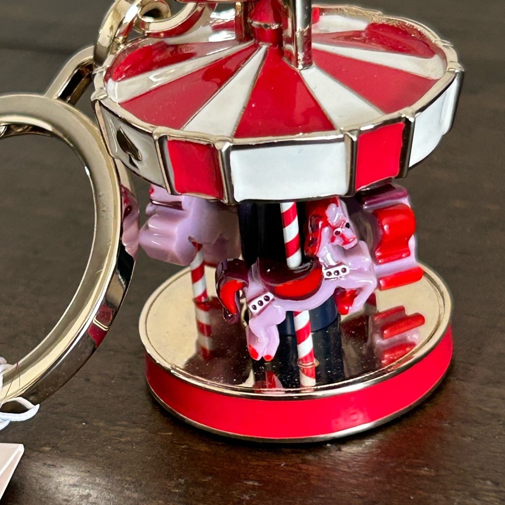 NWT - Kate Spade  Winter Wonders Metal Keychain - Picture 2 of 8